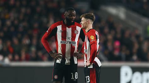 Nottm Forest v Brentford, 2023/24 .